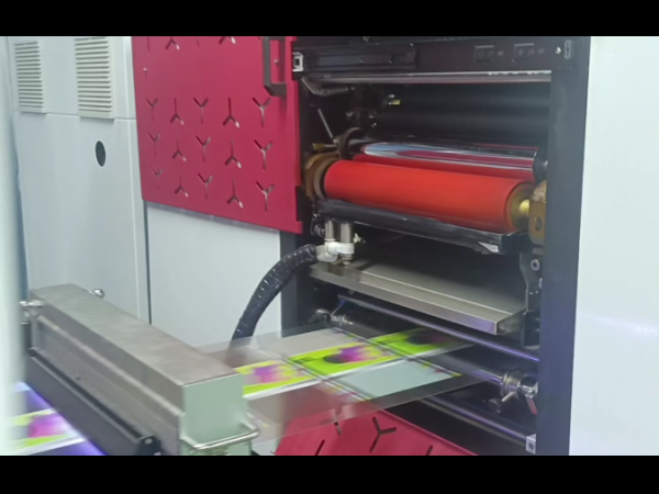 What are the process details that must be mastered in offset printing production?
