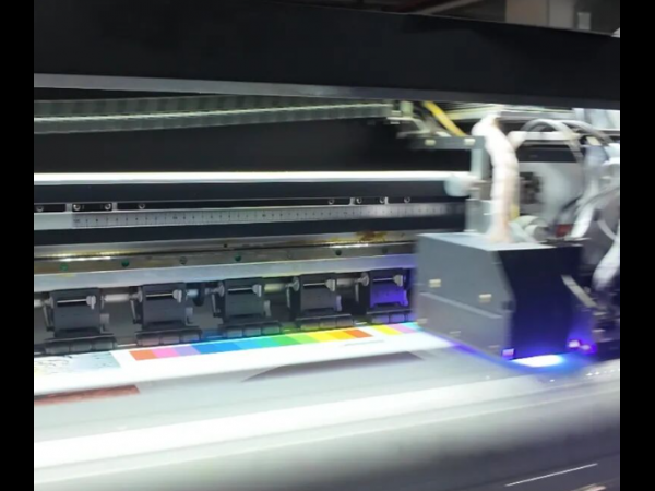 What are the characteristics of flexographic printing ink?